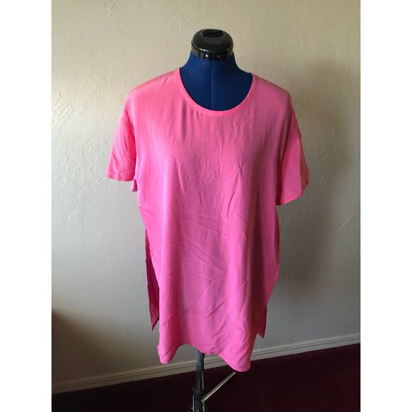 NWOT Equipment Short Sleeve Crew Neck Silk Tunic in Pink - Picture 1 of 5